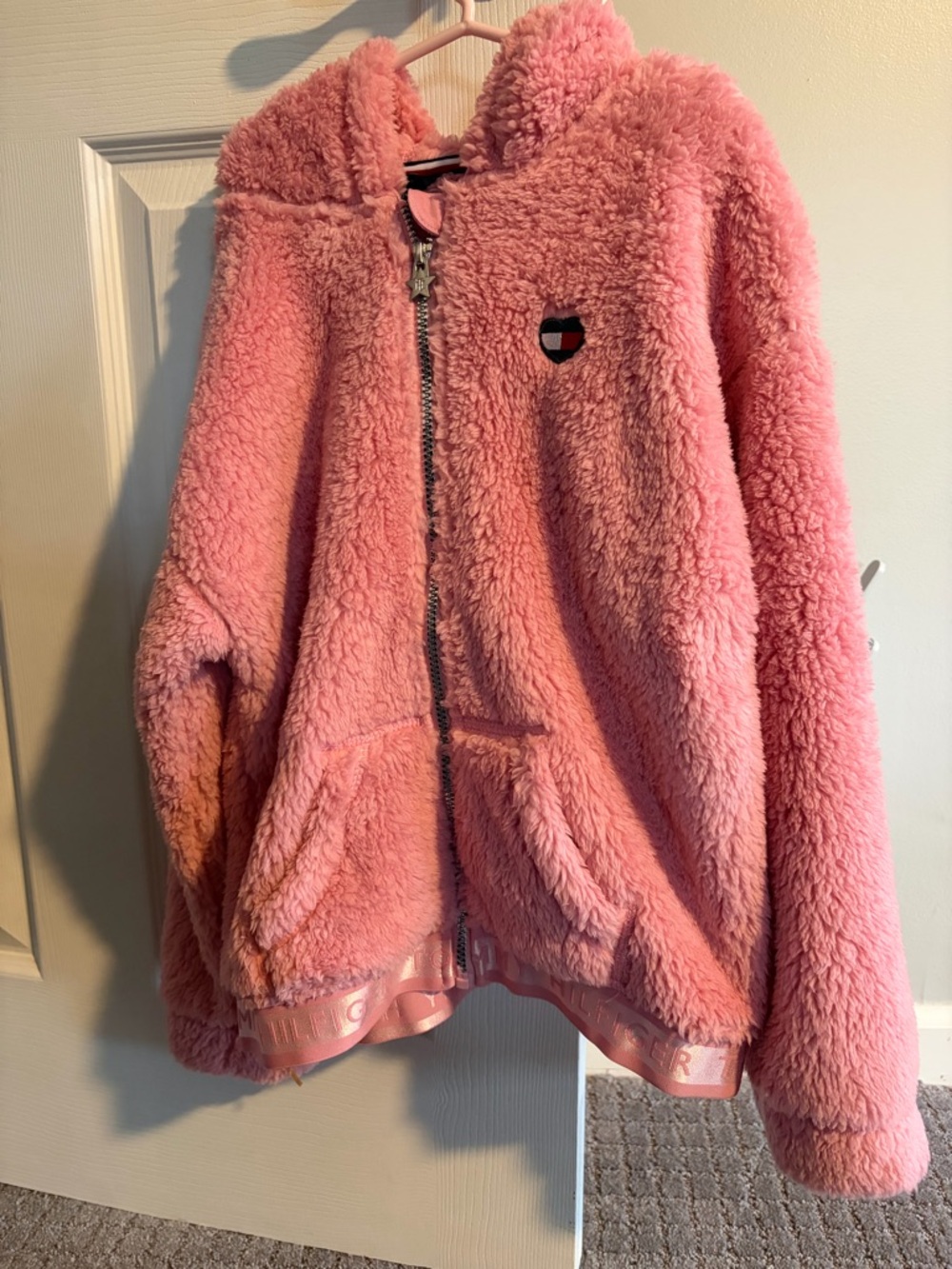 NWT Tommy Hilfiger Pink Sherpa Hooded Jacket Size M (8/10 girls)